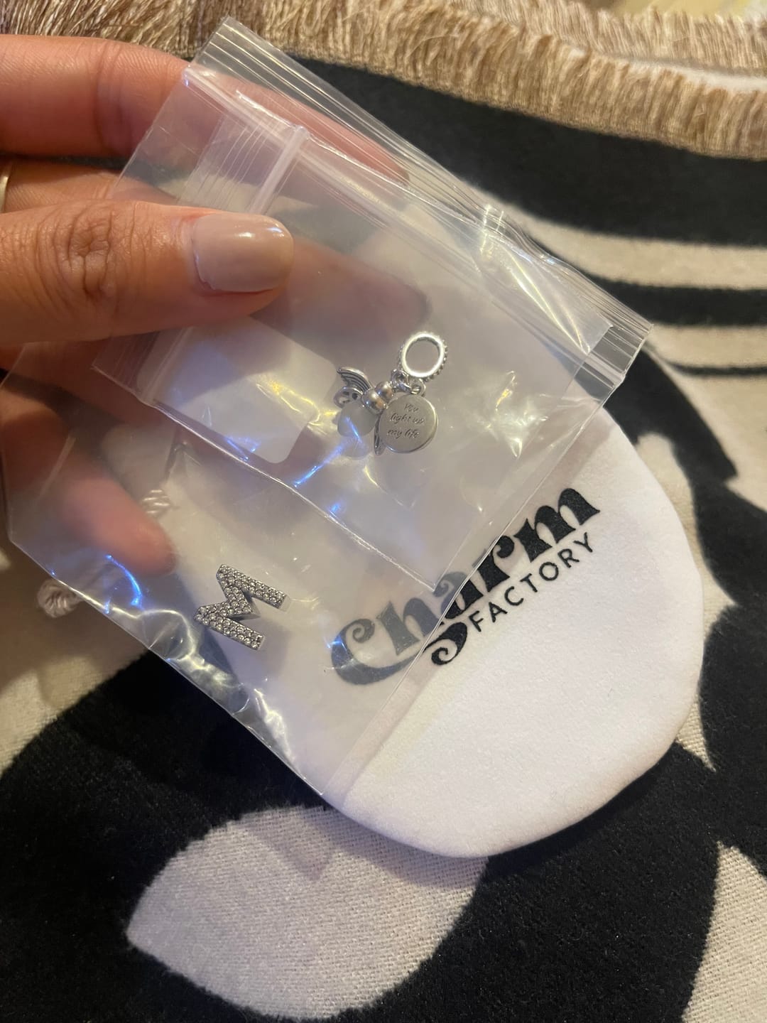 Customer photo review of Charm Letras del Alfabeto