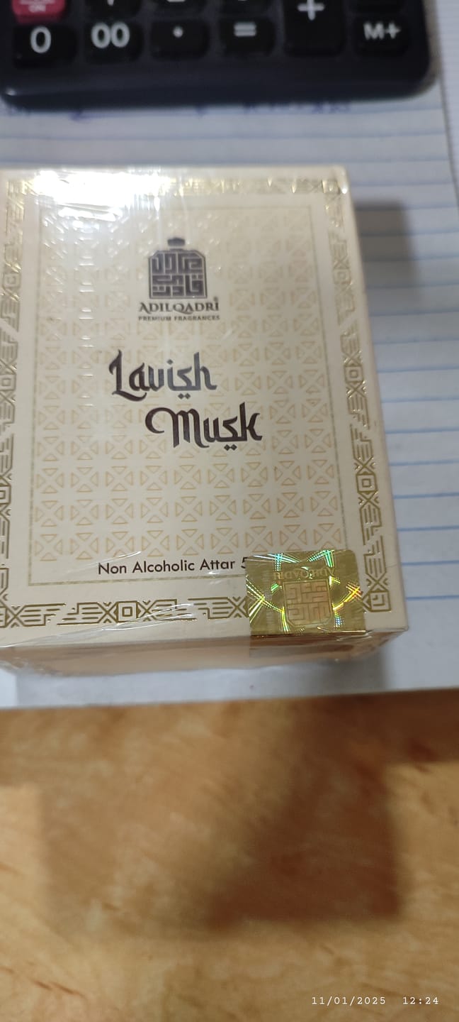 Customer photo review of Lavish Musk Premium Attar Perfume