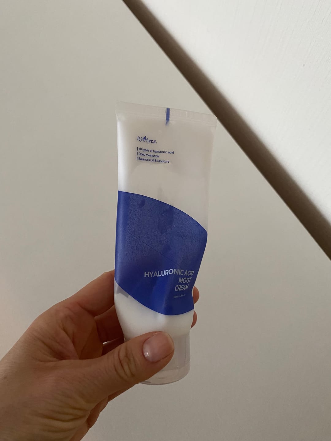 Customer photo review of Krēms dziļai ādas mitrināšanai ar hialuronskābe IsNtree Hyaluronic Acid Moist Cream