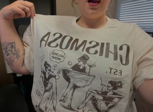 Customer photo review of Chismosa Social Club T Shirt – Funny Vintage Vibe Tee