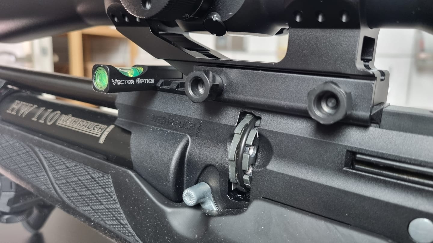 Customer photo review of Vector Optics SCACD-20 Wasserwaage zur Montage an 21mm Weaver