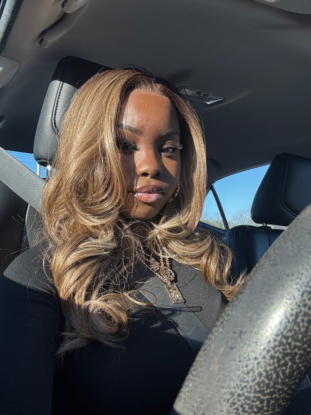 Customer photo review of Sensationnel Synthetic Cloud9 What Lace Wig - ZELENA