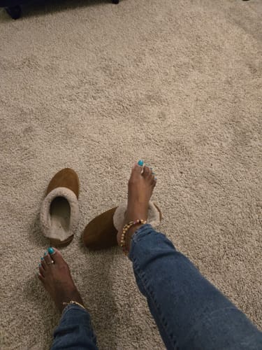 Customer photo review of 10 Inch Anklet - Single