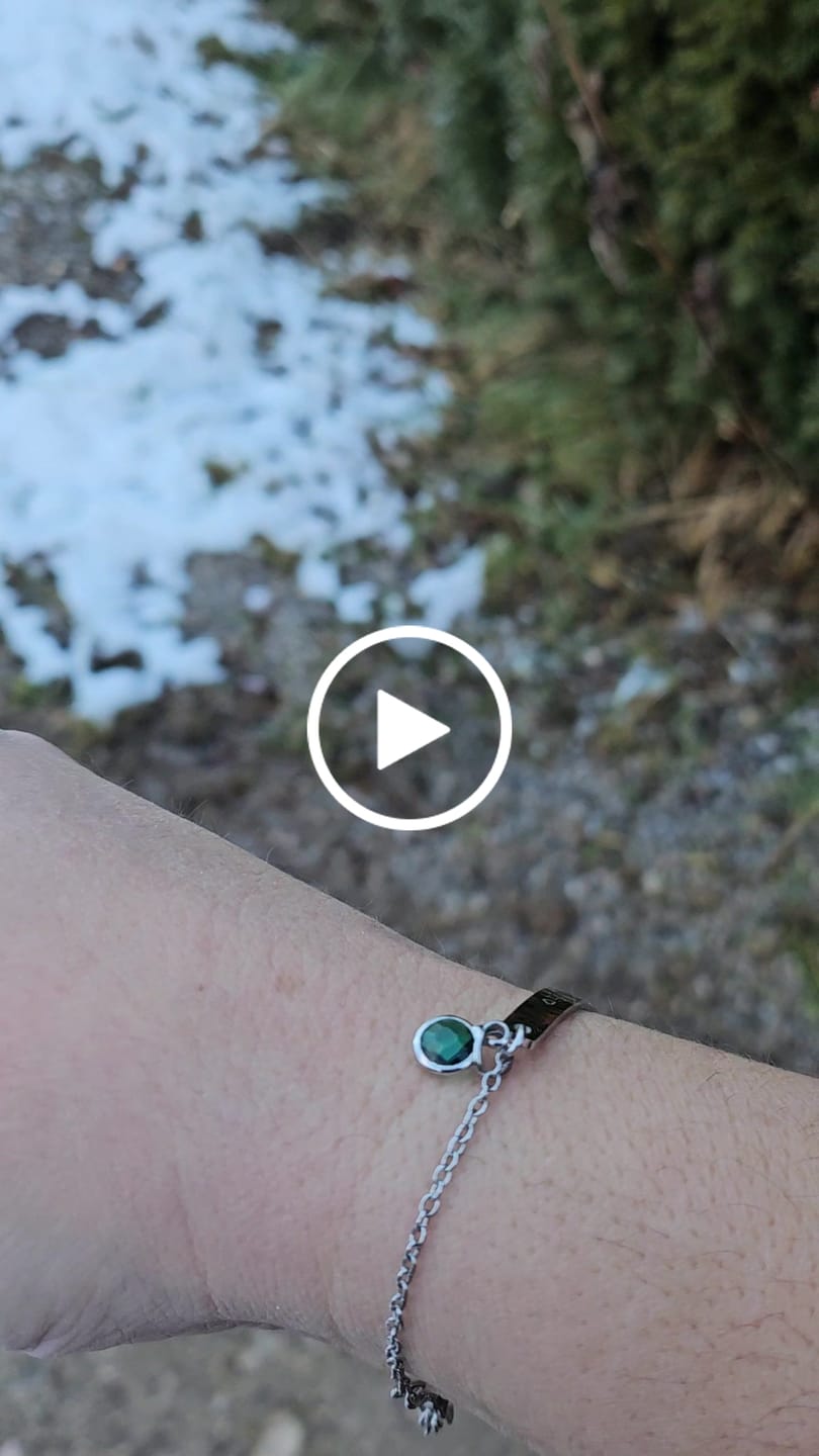 Customer video review of Zapestnica: Name Birthstone