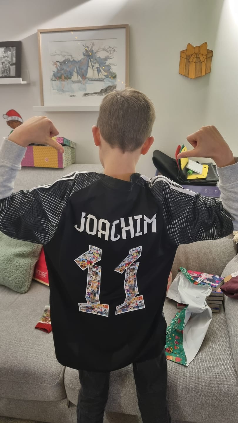 Customer photo review of Maillot Japon 2022/23 - BLACK - Flocage animé
