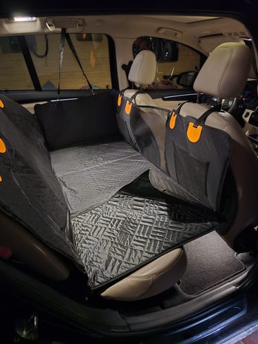 Customer photo review of Housse de voiture pour chien - K9 GuardShield : protection intégrale