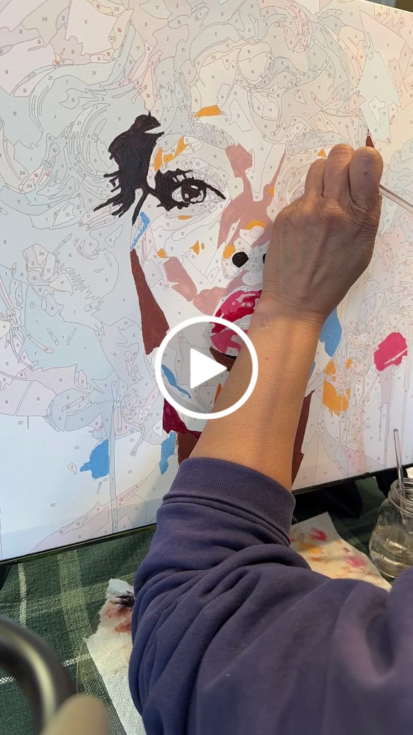 Customer video review of Colorful Woman