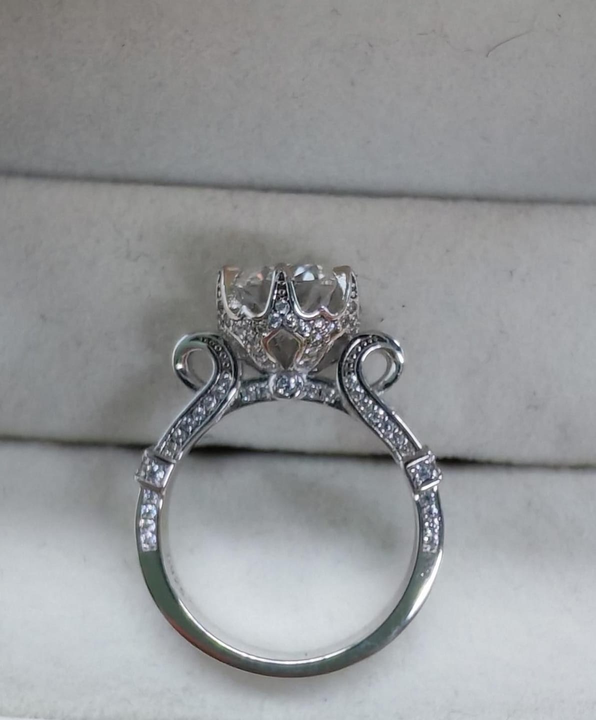 Customer photo review of S925 Moissanite 1.0~2.0 Carat Engagement Ring Promise Ring For Women
