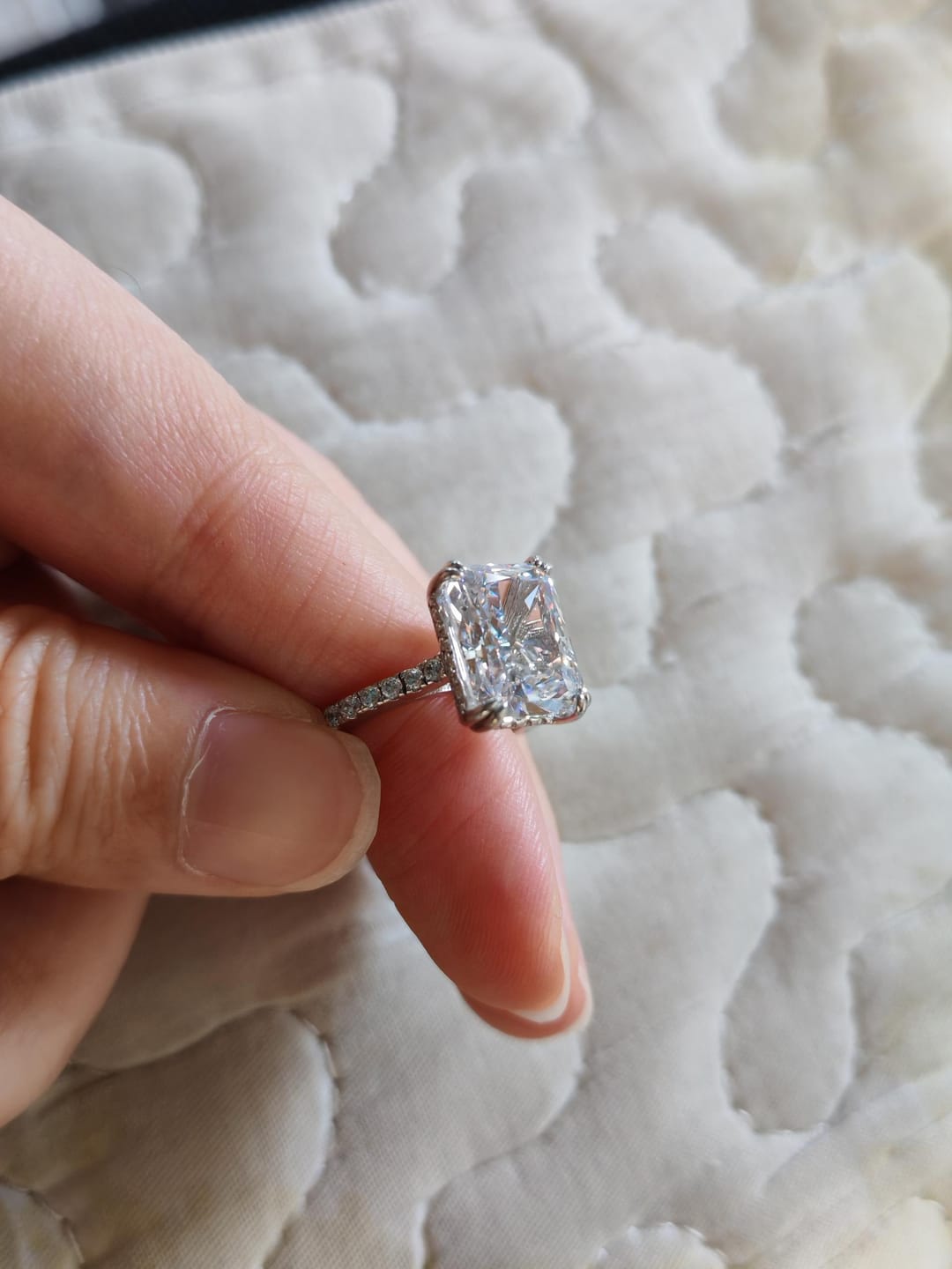 Customer photo review of S925 4.5Ct Radiant Cut Engagement Ring Moissanite/Simulated Diamond Solitaire Stackable Travel Ring For Women