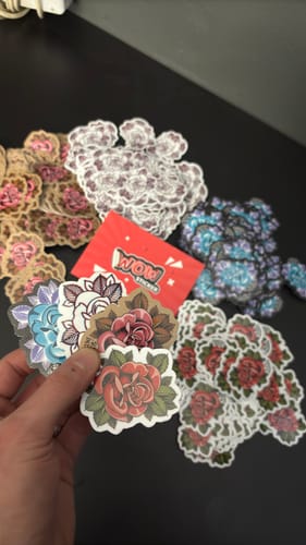 Customer photo review of Sticker Vinile Classico