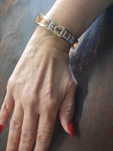 Customer photo review of Bracciale Nome Manetta