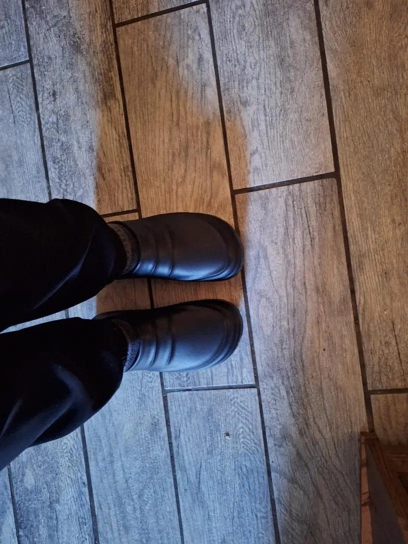 Customer photo review of Torrey Classic - Healthy & Non-Slip Comfort Clogs