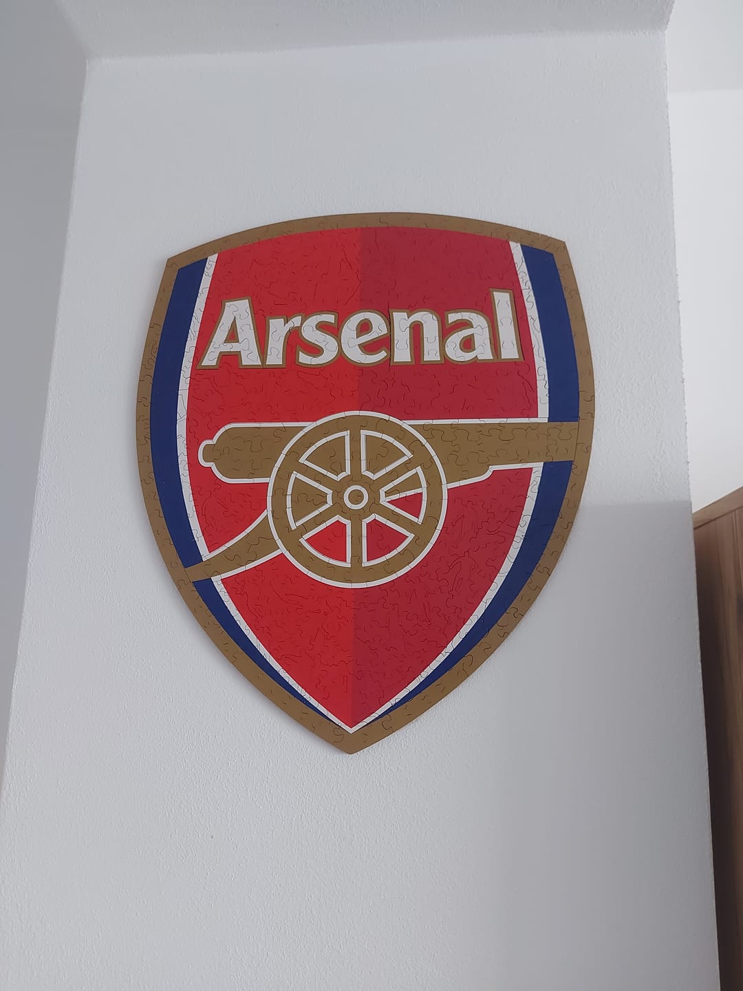 Customer photo review of Arsenal FC® Logo - Wooden Puzzle