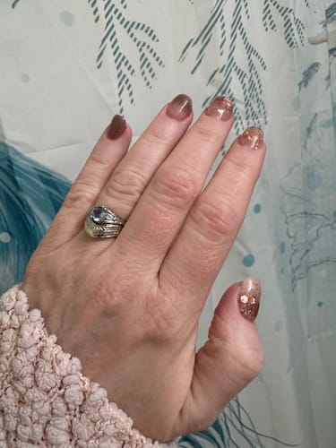 Customer photo review of D1321 Wishbone Shimmer Dip Powder