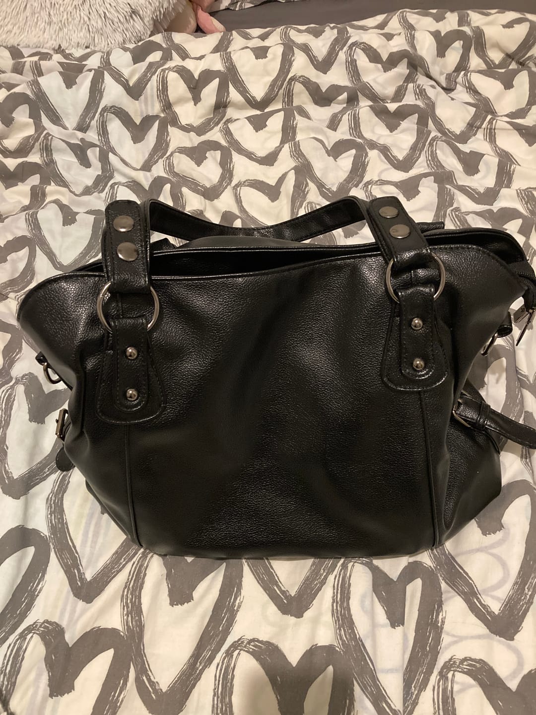 Customer photo review of HÉRA - Grand Sac à Main en Cuir Souple Noir