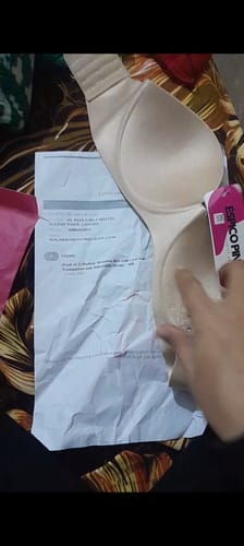 Customer photo review of (Pack of 2) Pushup Strapless Bra with 2 pairs of Transparent and Adjustable Straps