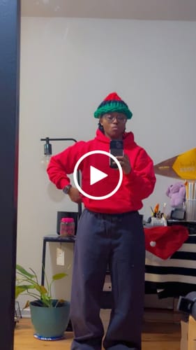 Customer video review of Mens' Fleece Jogging Pant - Yeezy Gap Engineered by Balenciaga - 3 Colors Available