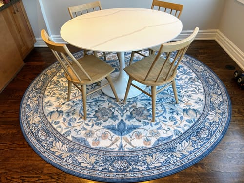 Customer photo review of Tulip Table – Round