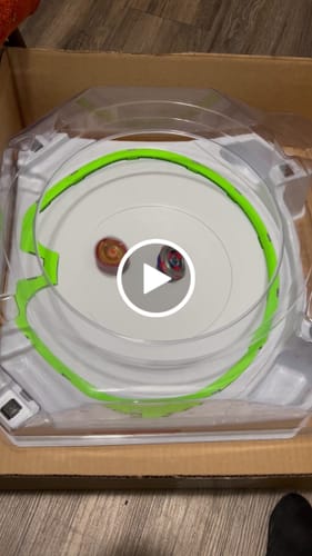 Customer video review of TAKARA TOMY Beyblade X Xtreme Stadium BX-10