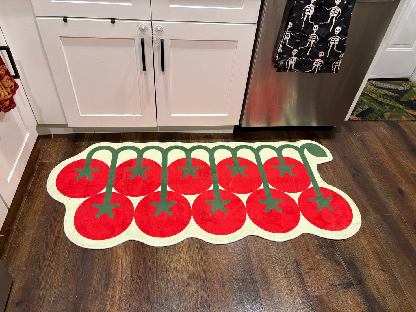 Customer photo review of Irregular Tomato Runner Rug by Johann Banta