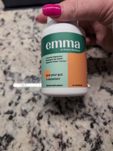 Customer photo review of Emma