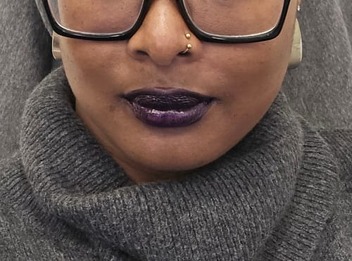 Customer photo review of Piercing Julia