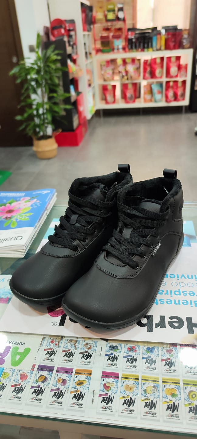 Customer photo review of Spruce - Zapatos Barefoot De Invierno