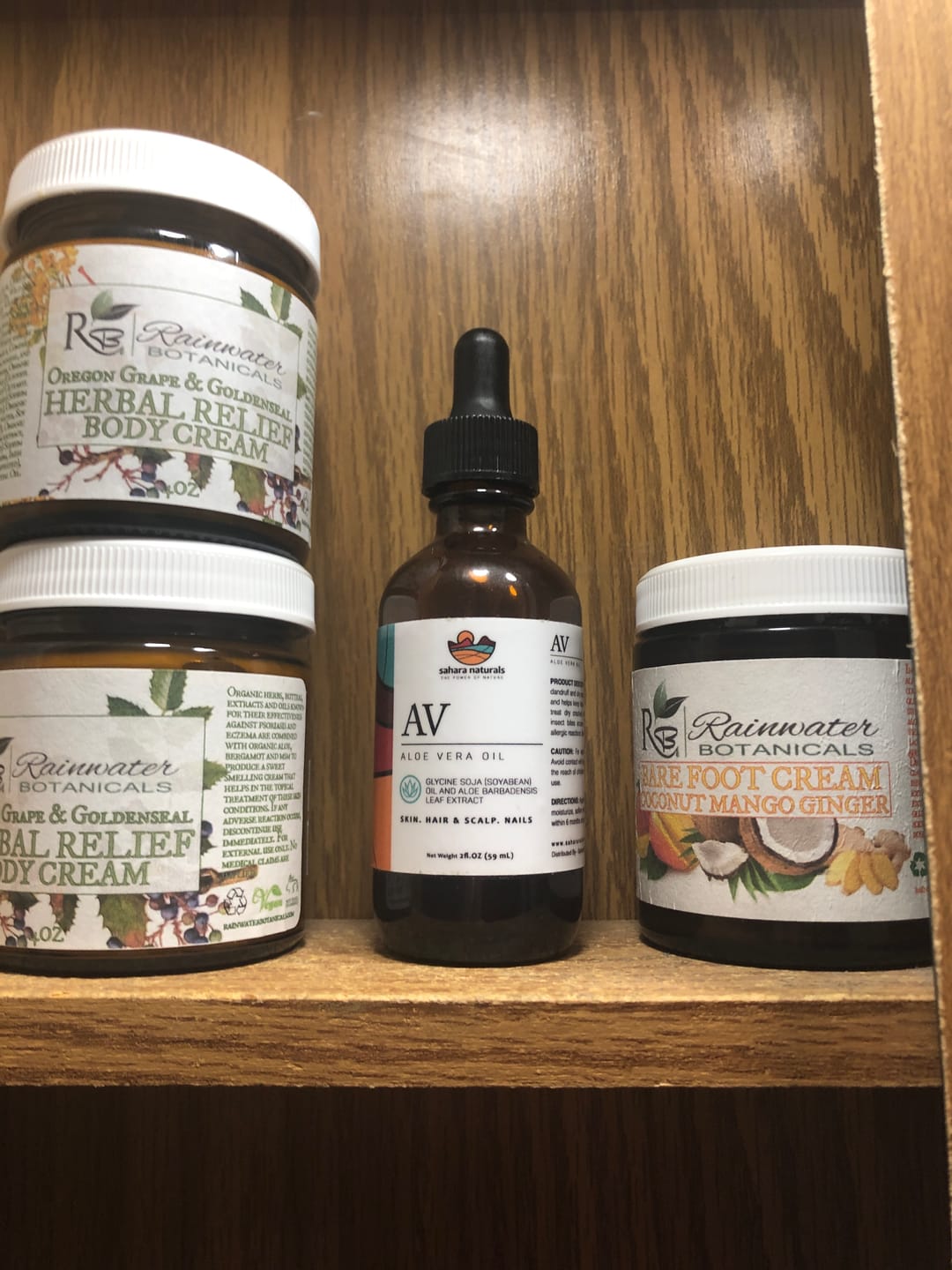Customer photo review of Sahara Naturals Aloe Vera Oil – Hydrating and Nourishing Oil for Skin, Hair, & DIY Care