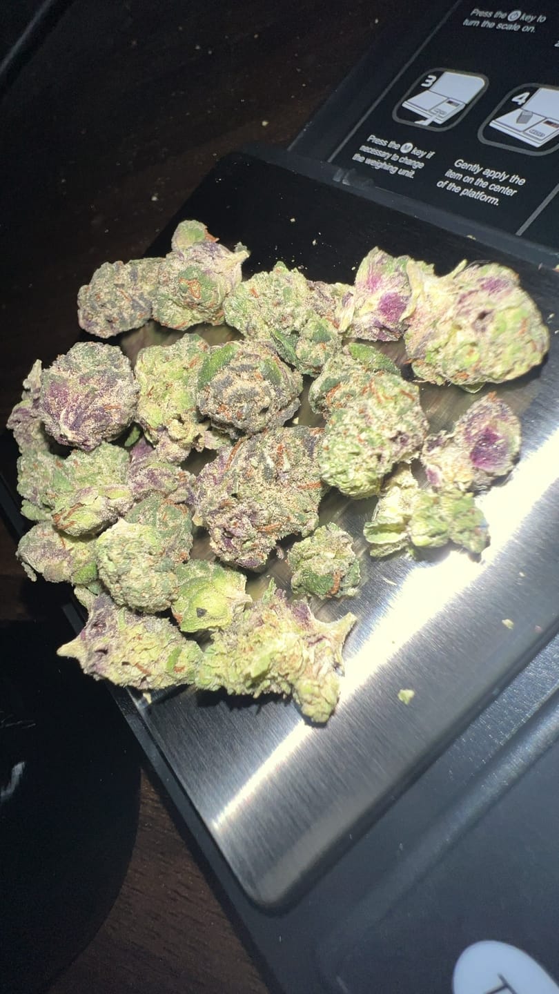 Customer photo review of THCa Indoor Smalls