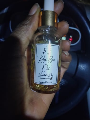 Customer photo review of 24 Karat Gold Rich Bae Prosperity Oil