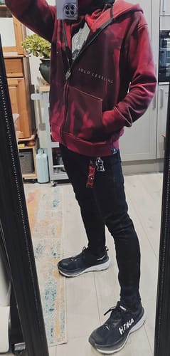 Customer photo review of Dark Red Igris Silhouette Zip-Up Hoodie (Solo Leveling)