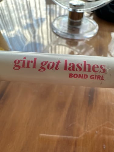 Customer photo review of BOND GIRL Wimpernkleber transparent