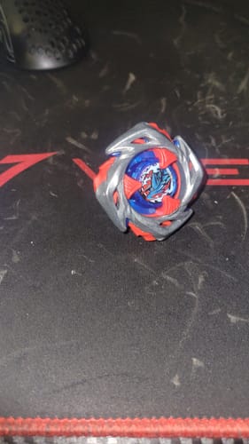 Customer photo review of [Pre-Order] Takara Tomy Beyblade X UX-11 Impact Drake 9-60LR Starter