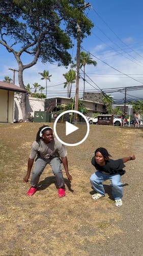 Customer video review of Yuji & Sukuna Vintage Oversized Tee | Jujutsu Kaisen x R1PFitness Collection