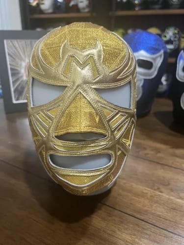 Customer photo review of JACK A5E-A (A.M.H) AI Material Recognition Unlock the Potential of All Fabrics Single Needle Direct Drive Fully Automatic Drop Feed Lockstitch Industrial Sewing Machine Complete Assembled with Table and Stand Included