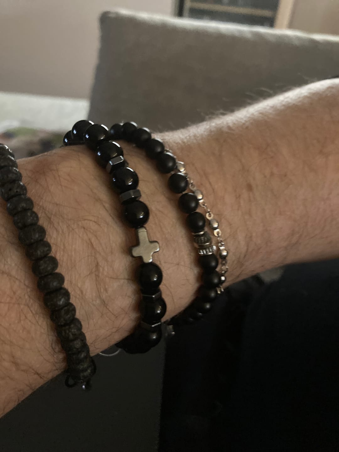 Customer photo review of Bracelet Croix Pierres Précieuse