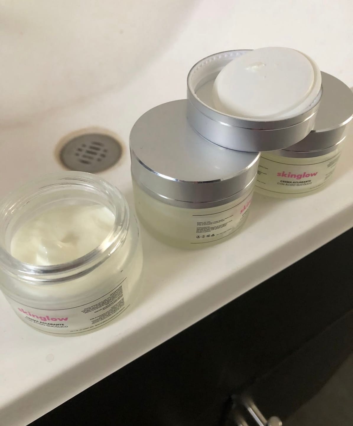 Customer photo review of Crema Aclarante Skinglow