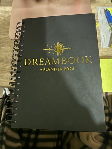 Customer photo review of 2025 Dreambook & Planner