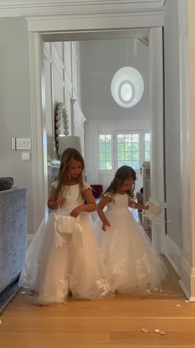 Customer photo review of Lipstick Farrah - Limited Edition