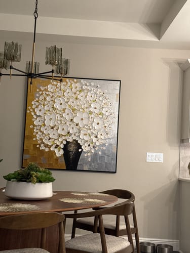 Customer photo review of White Lily Vase