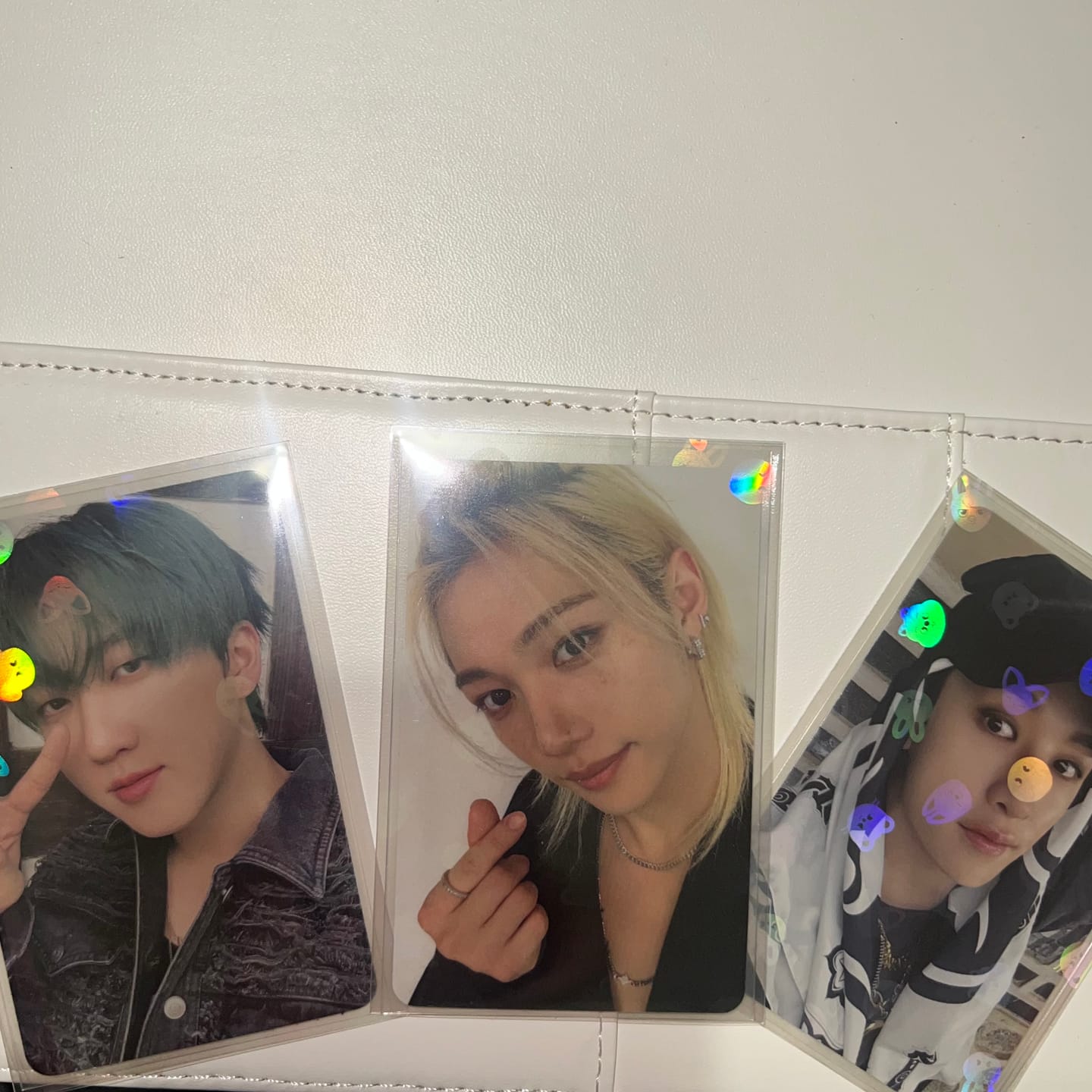 Customer photo review of PREMIUM HOLOGRAPHIC PHOTOCARD SLEEVES - SKZOO VERSION