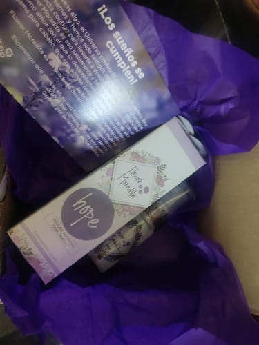 Customer photo review of Perfume para cabello 150 ml y presentación de viaje 30 ml