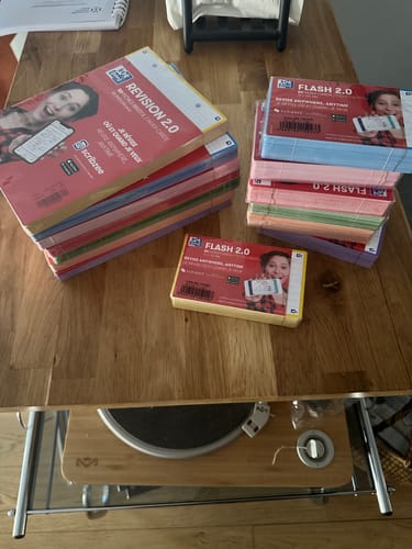 Avis photo d'un client sur Fiches de révision REVISION 2.0 OXFORD # 50 fiches 14,8 x 21 cm - petits carreaux