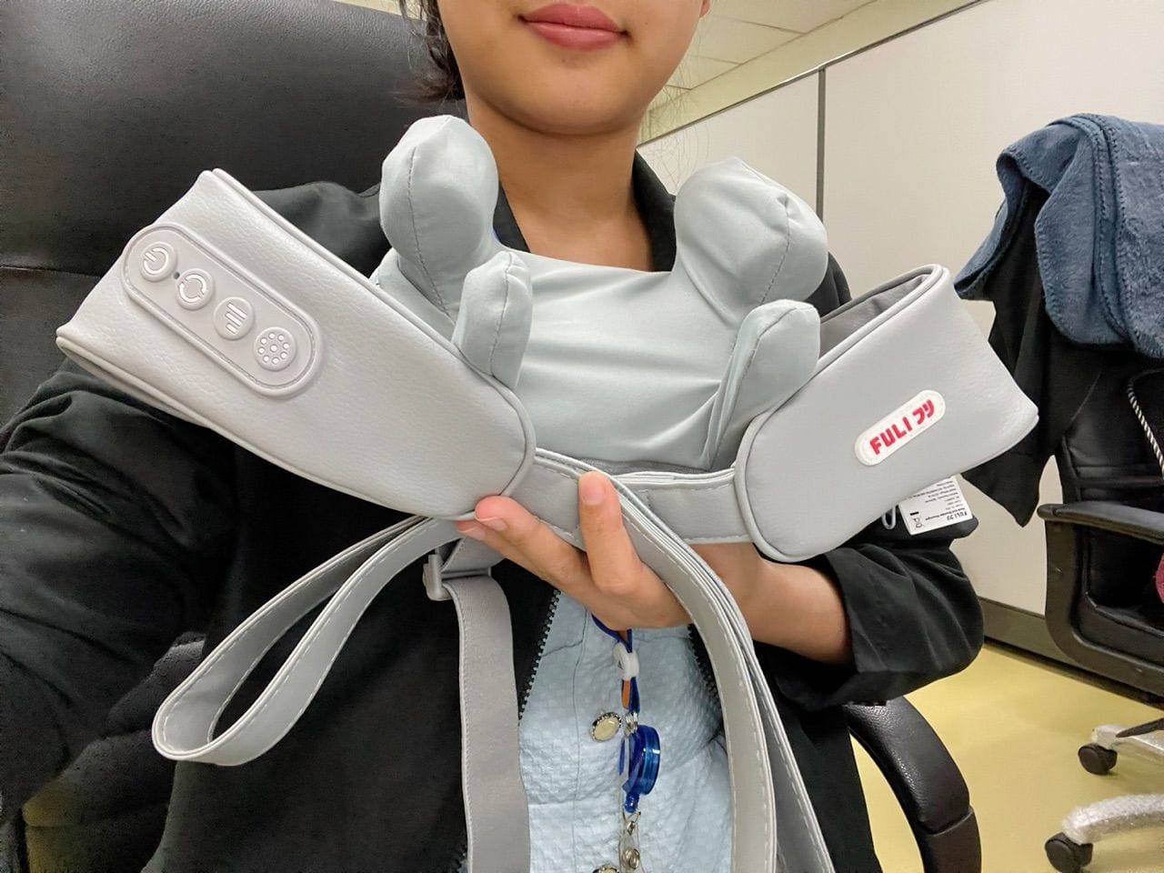Customer photo review of เครื่องนวดคอ บ่า ไหล่ ไฟฟ้า | Neck and Shoulder Massager