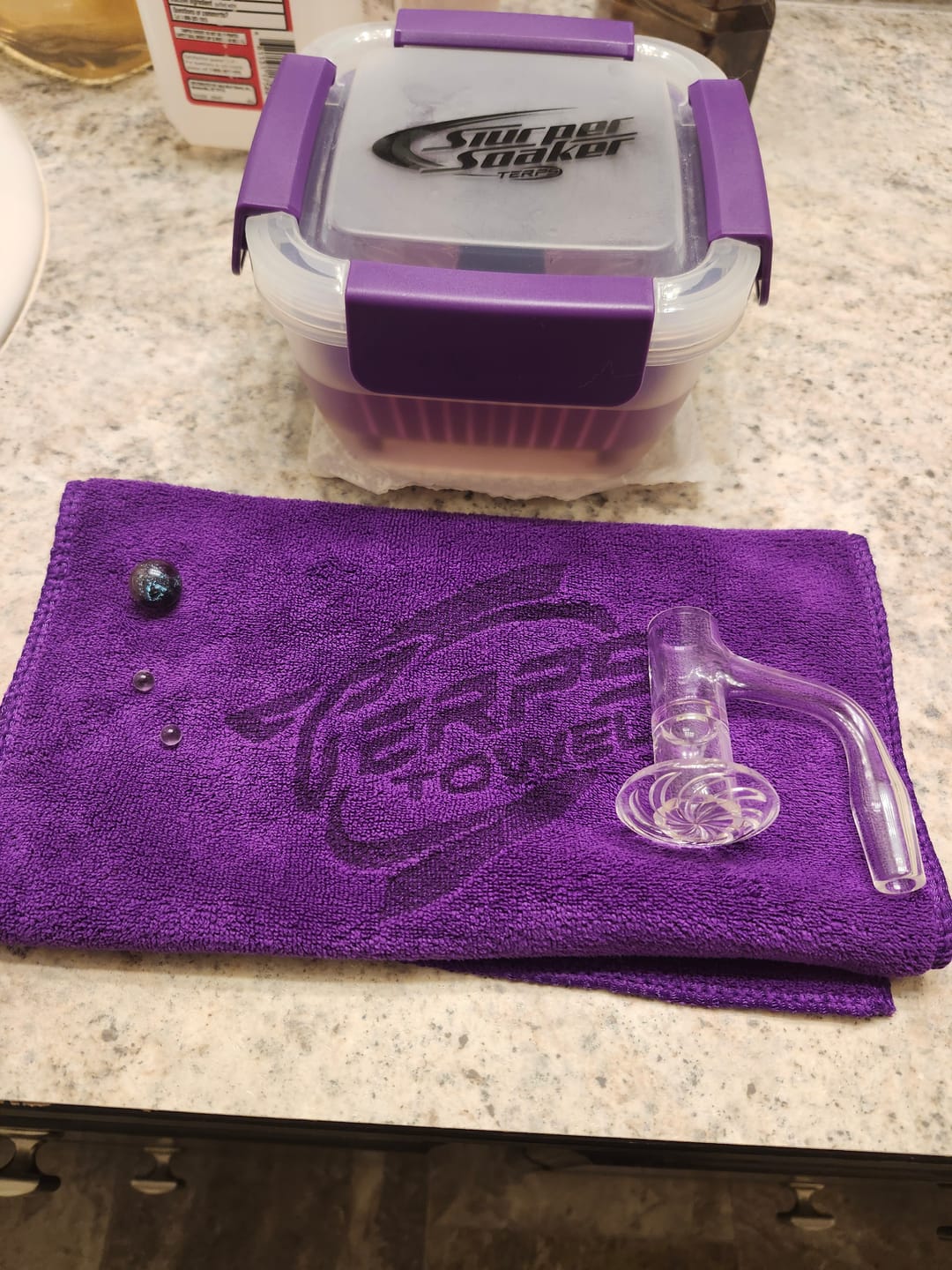 Customer photo review of Terps Brand Slurper Soaker *3 Colors*
