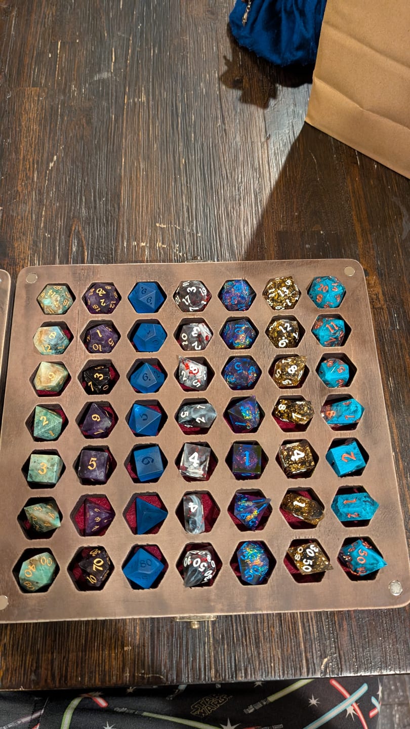 Customer photo review of Purple Gemstone Amethyst DND Dice Set