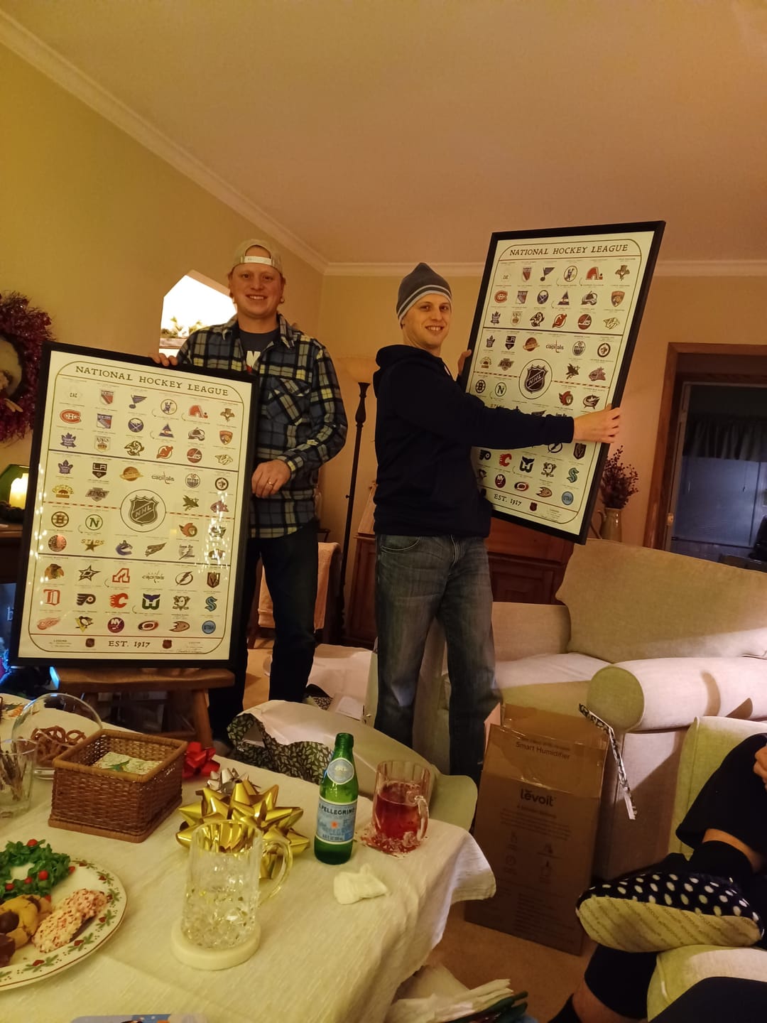 Customer photo review of The Evolution of the NHL (Ships 12/18)