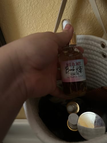 Customer photo review of Bomb Kitty Yoni Oil - 3pk