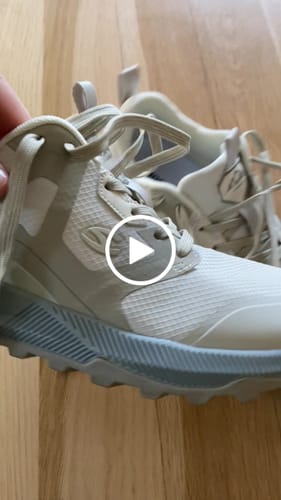 Customer video review of Aurora - Zapatos De Punta Ancha