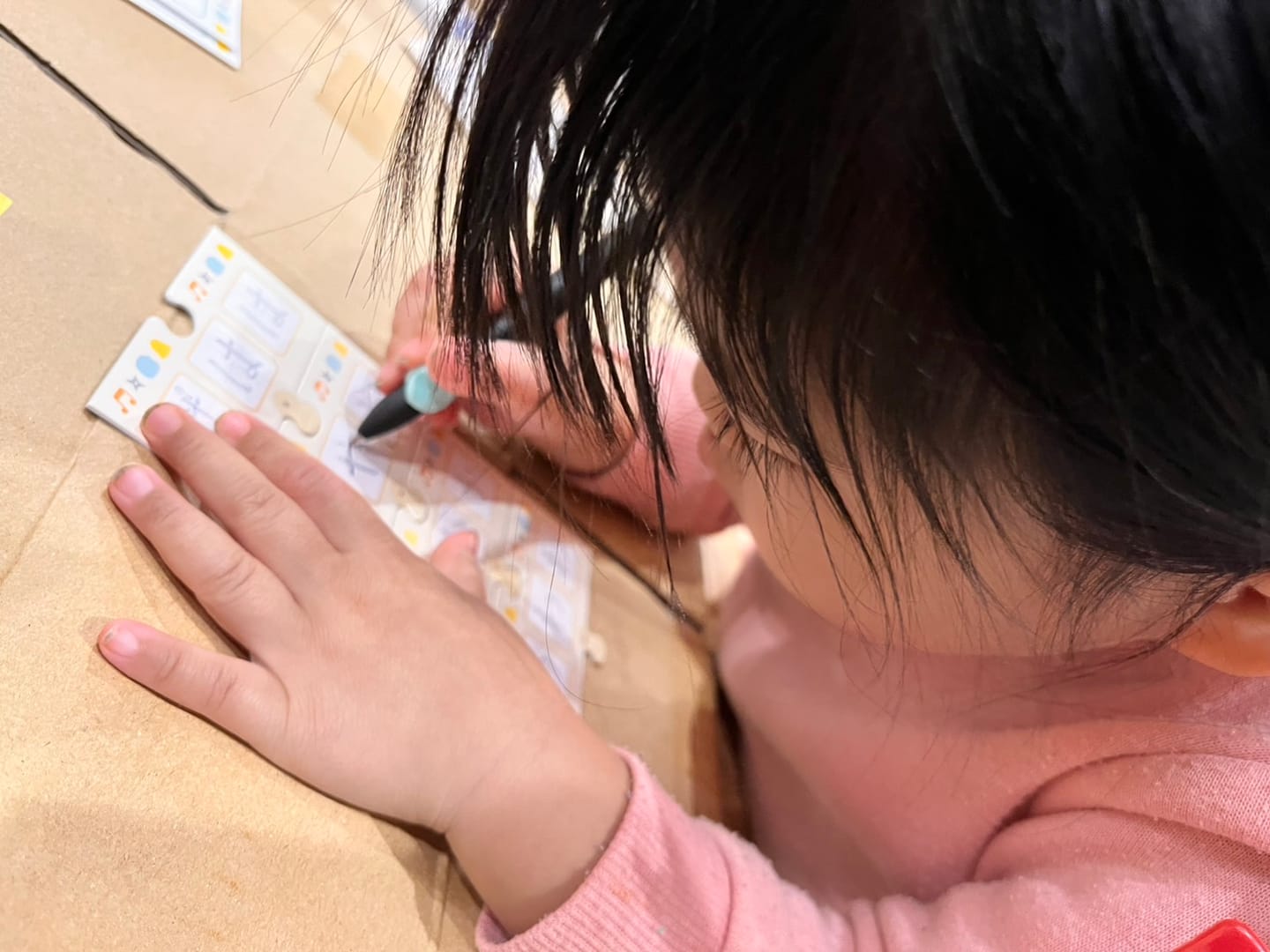 Customer photo review of 【新発売記念キャンペーン実施中♪】文字が消える!? まほうのドリル「お名前とっくん！」